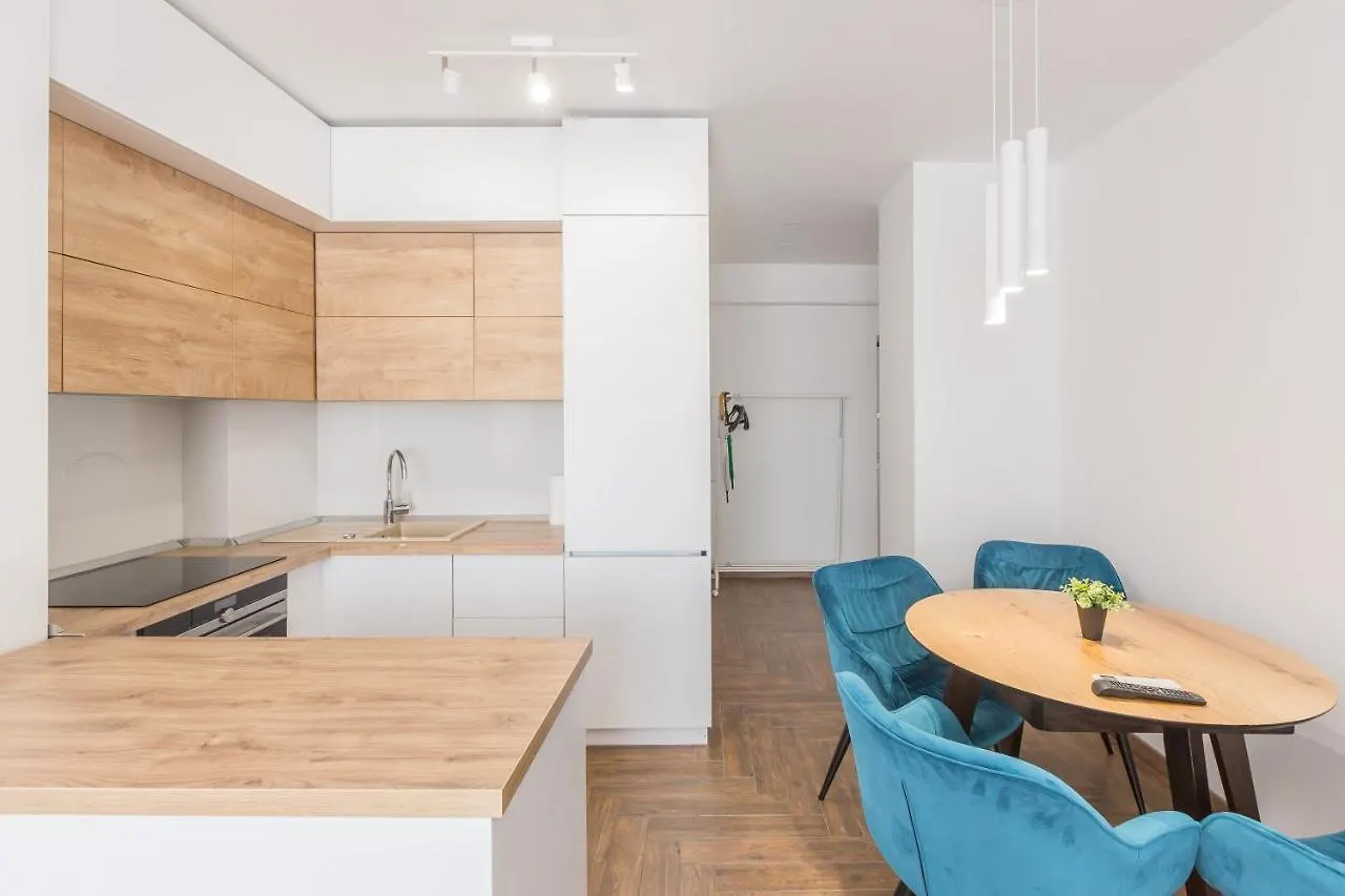 Простора Квартира Віп На Вулиці Під Голоском 15 Б Lviv Apartment