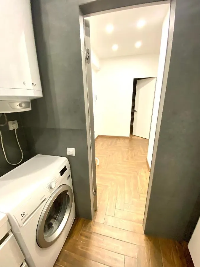 Простора Квартира Віп На Вулиці Під Голоском 15 Б Lviv Apartment